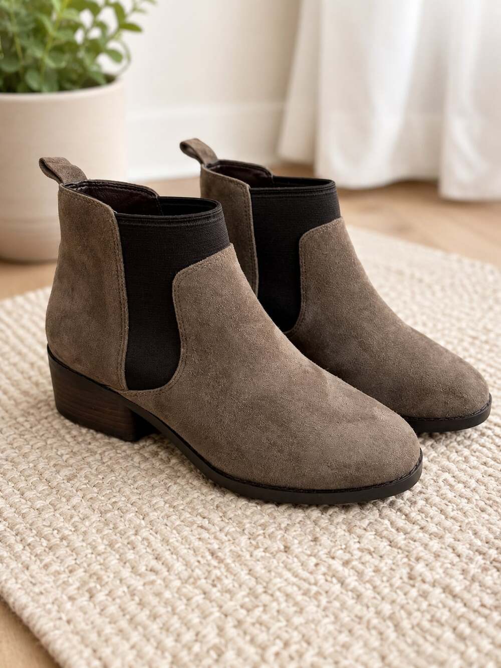 Cole Haan Osteen GrandOS Chelsea Boots Taupe Suede Womens 7.5B Block Heel